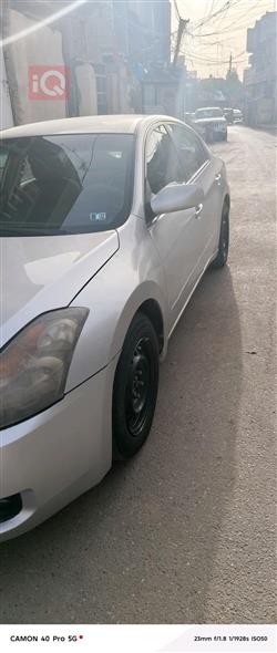 نيسان ألتيما